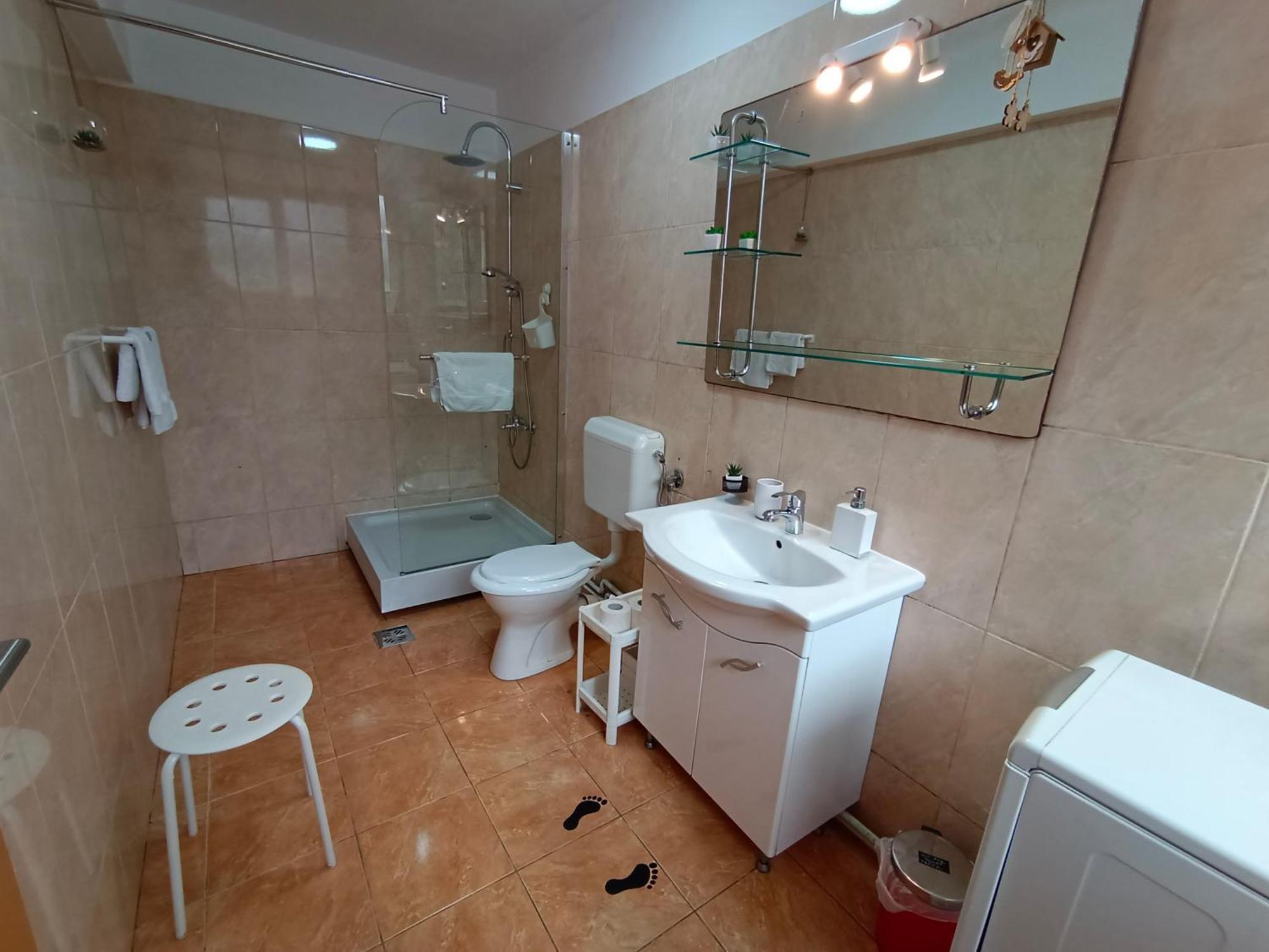 Central Park Apartments Braşov Esterno foto