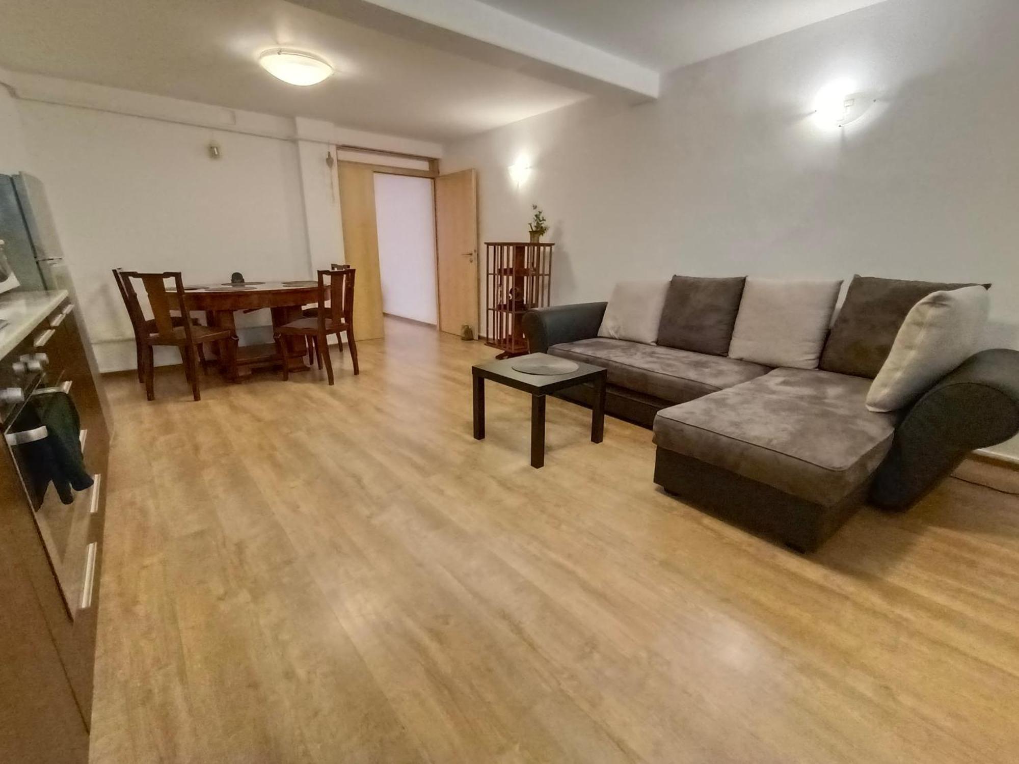 Central Park Apartments Braşov Esterno foto